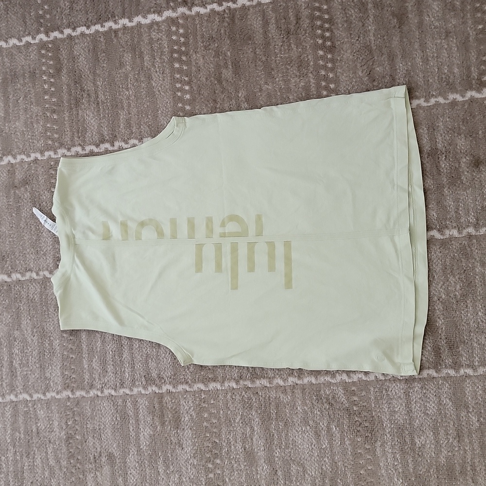 Lululemon tank top - Picture 2 of 4